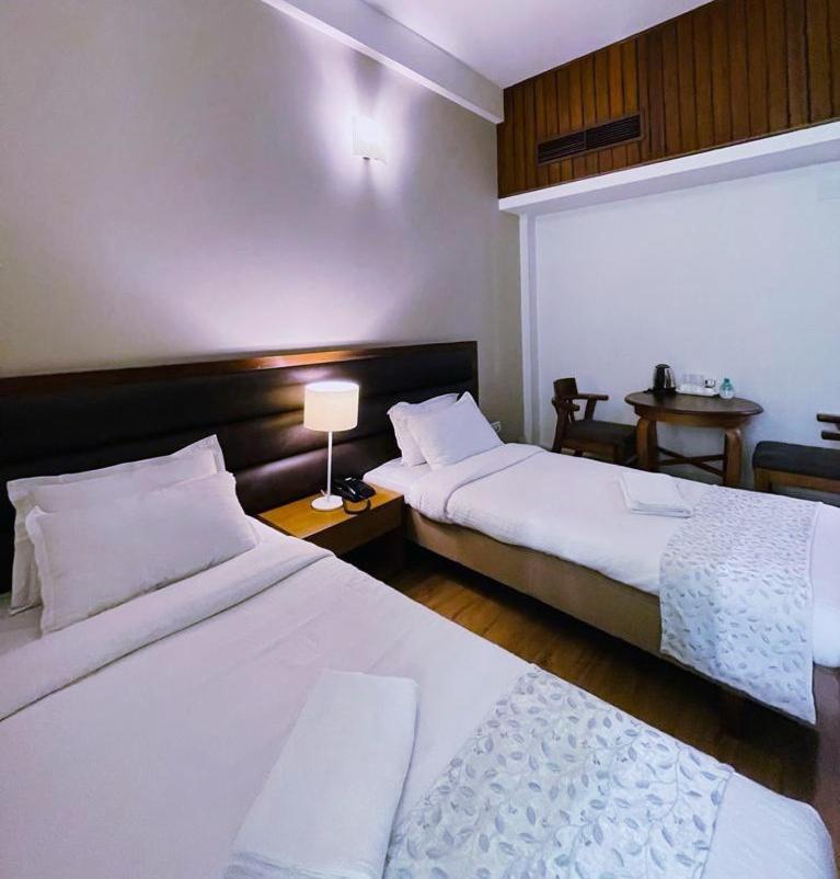Hotel Tragopan Dimapur Bagian luar foto